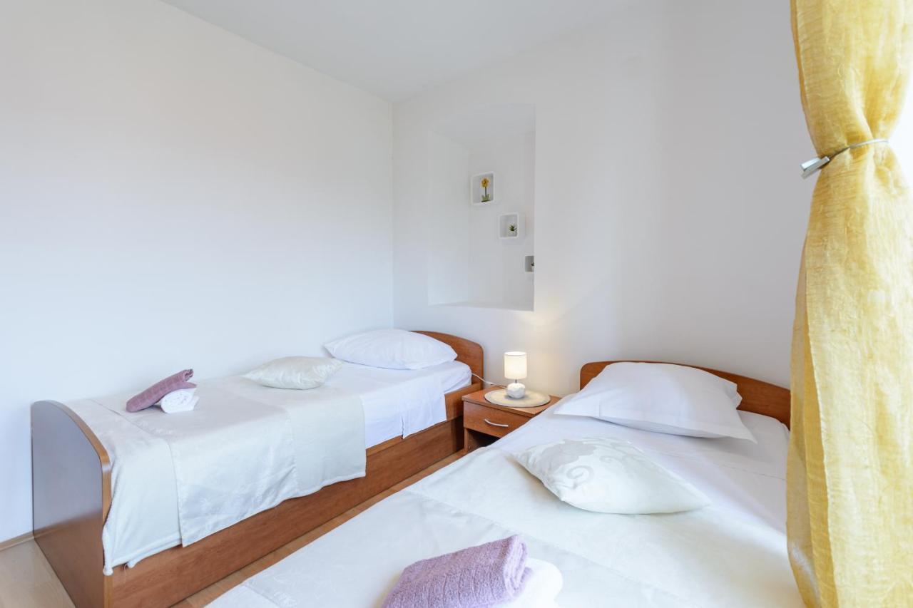 Apartman Mare 밀나 외부 사진